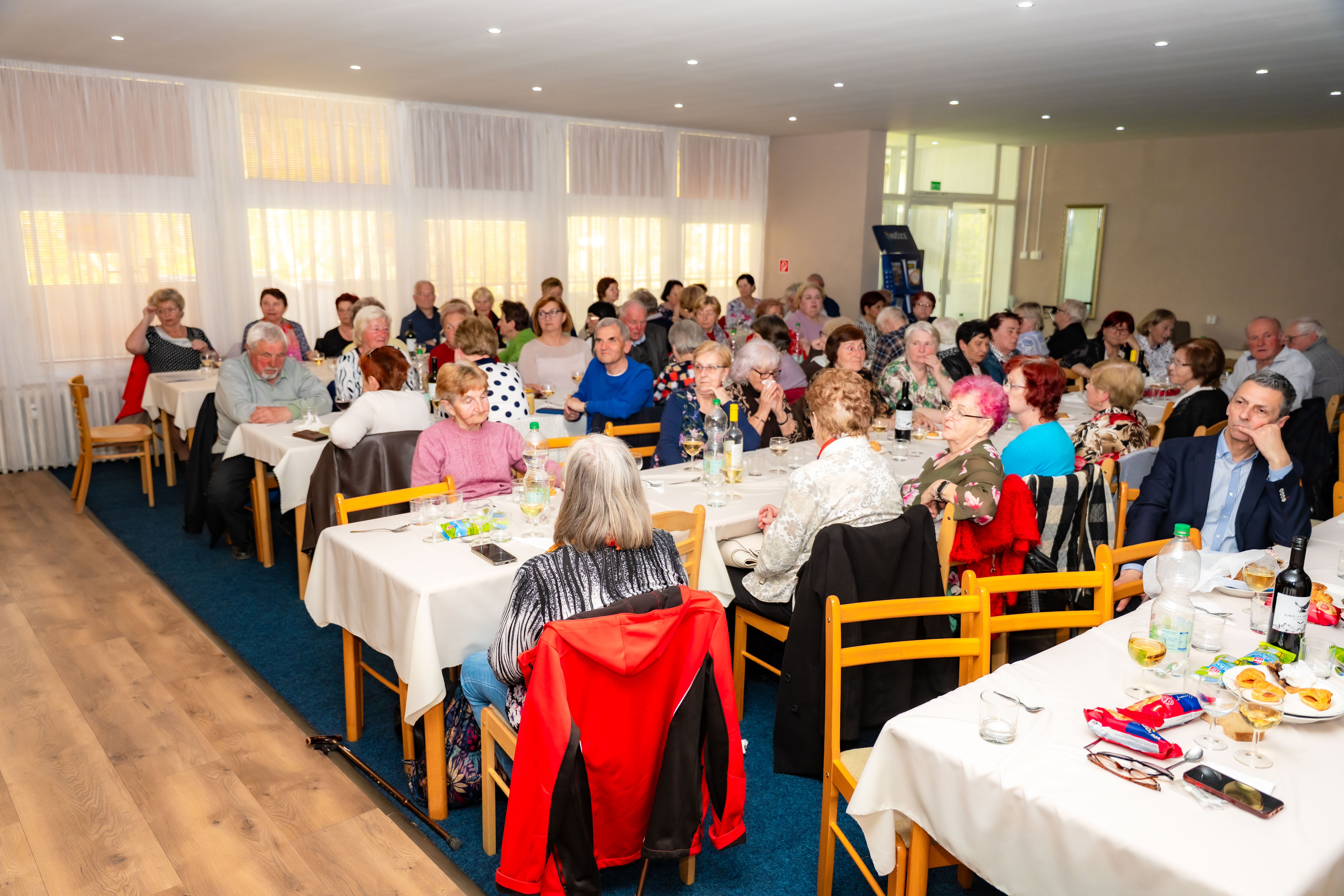 Navsteva klubu krestanskych seniorov v MC Kosice - Nad jazerom-1-10